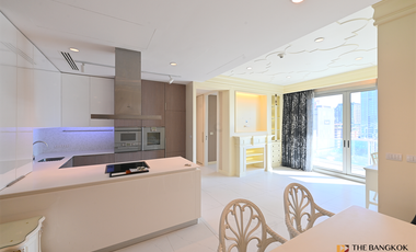 For rent 2 bedrooms condo in Pathum Wan, Bangkok