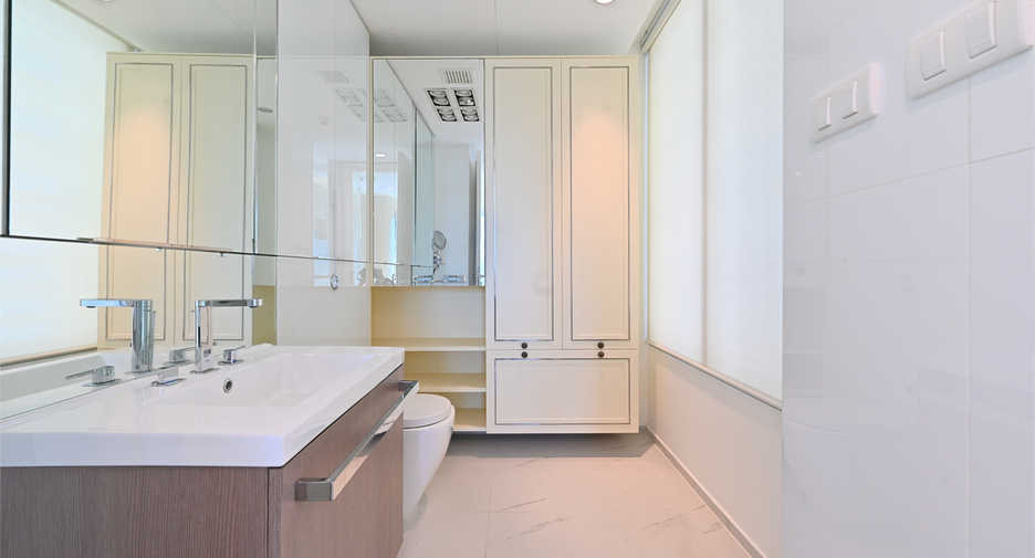 Condo en alquiler de 2 habitaciones en Pathum Wan, Bangkok