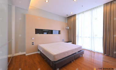 À louer 4 chambres condo à Khlong Toei, Bangkok