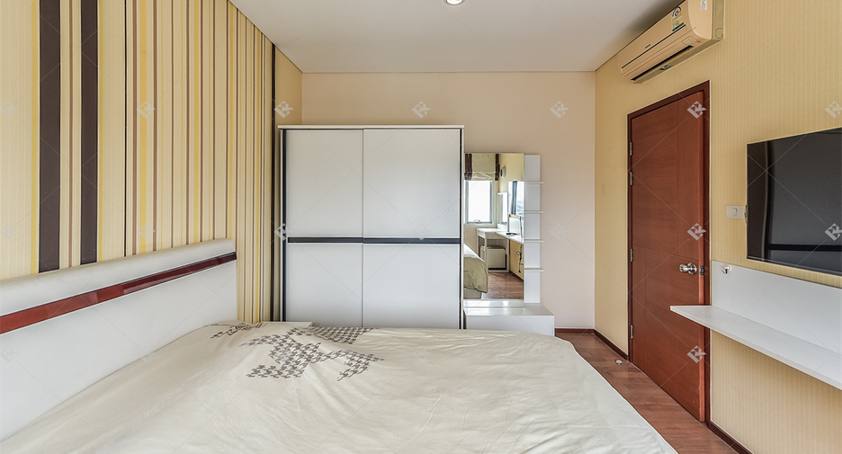 Condo en alquiler de 2 habitaciones en Khlong San, Bangkok