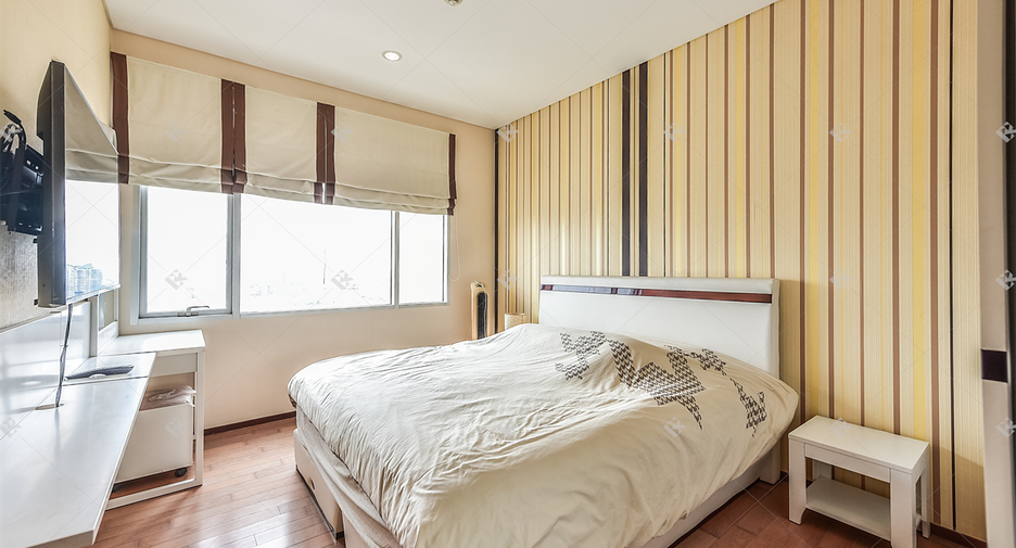Condo en alquiler de 2 habitaciones en Khlong San, Bangkok