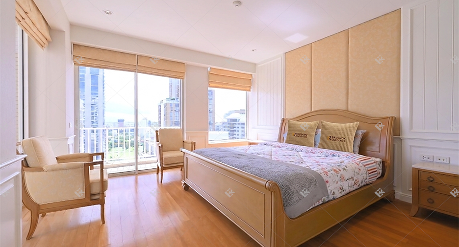 For rent 2 ベッドルーム condo in Pathum Wan, Bangkok