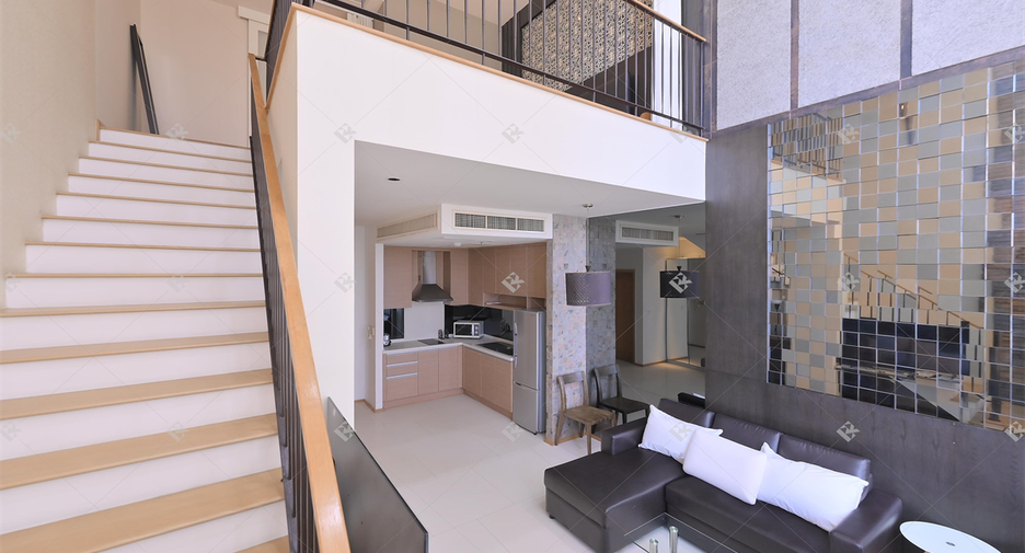 For rent 1 bed condo in Khlong Toei, Bangkok