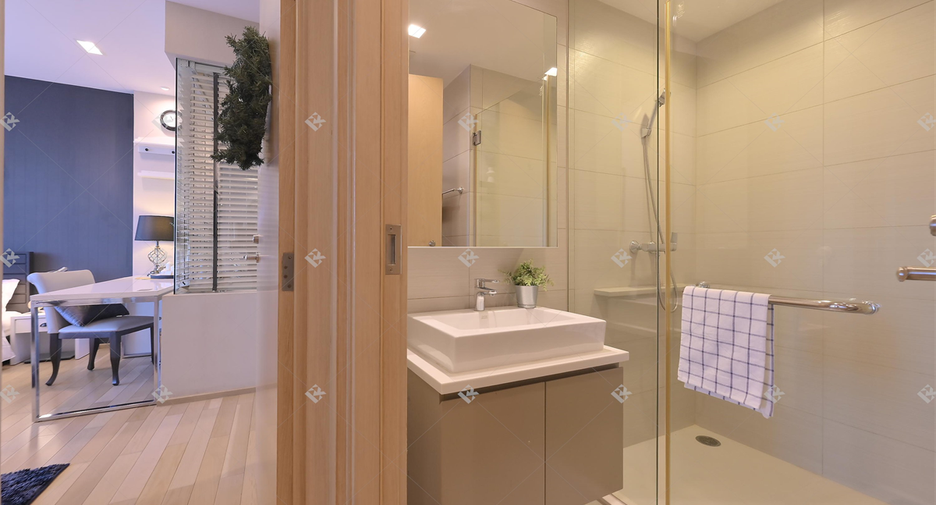 Wohnung zur Miete mit 2 Zimmer in Khlong Toei, Bangkok