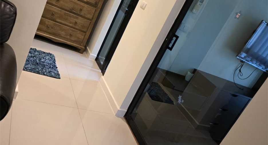 Condo en alquiler de 3 habitaciones en Khlong Toei, Bangkok