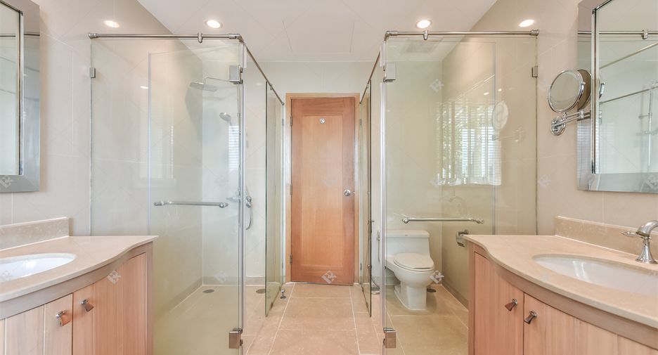 Wohnung zur Miete mit 3 Zimmer in Sathon, Bangkok