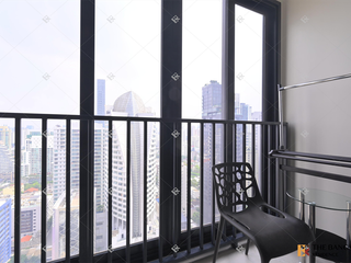 Wohnung zur Miete mit 2 Zimmer in Khlong Toei, Bangkok
