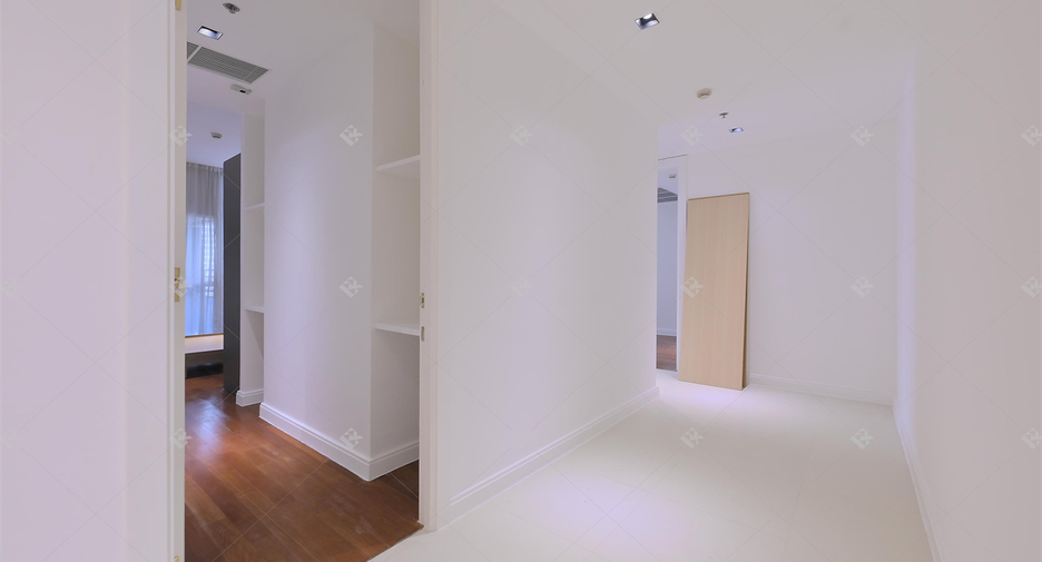 Wohnung zur Miete mit 3 Zimmer in Pathum Wan, Bangkok