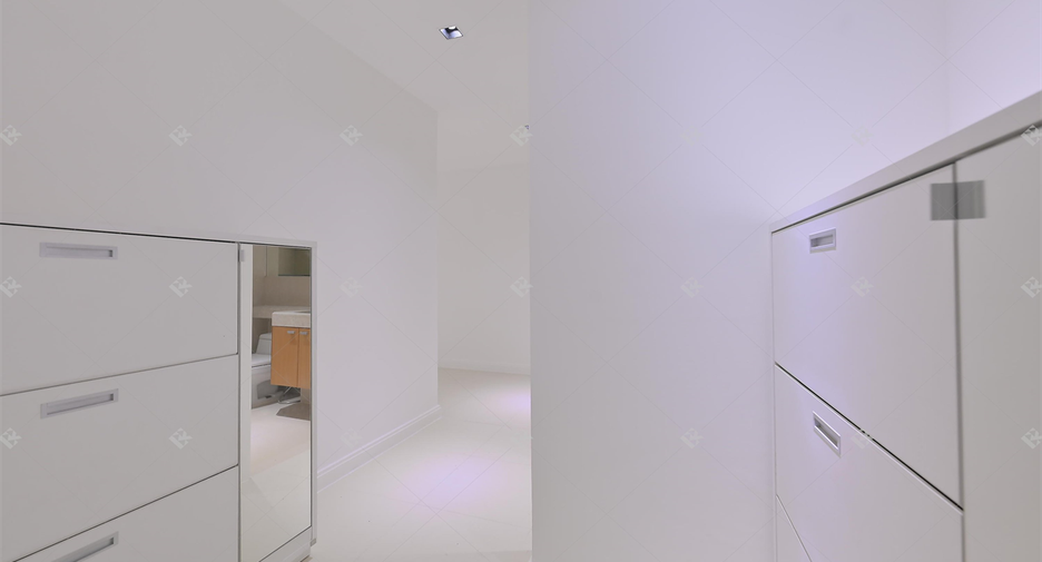 Wohnung zur Miete mit 3 Zimmer in Pathum Wan, Bangkok