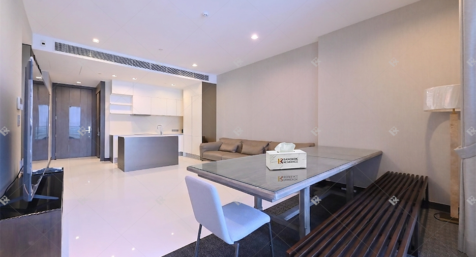 For rent 2 bedrooms condo in Khlong Toei, Bangkok