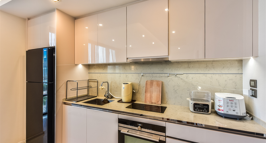 For rent 1 bed condo in Sathon, Bangkok