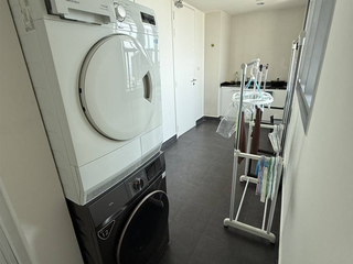 For rent 3 bedrooms condo in Si Racha, Chonburi
