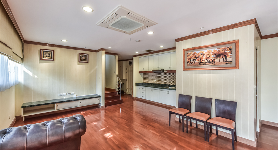 For rent 2 ベッドルーム condo in Pathum Wan, Bangkok