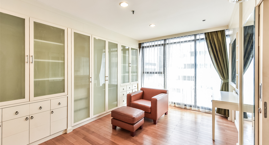 For rent 2 ベッドルーム condo in Pathum Wan, Bangkok