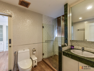 Wohnung zur Miete mit 2 Zimmer in Pathum Wan, Bangkok