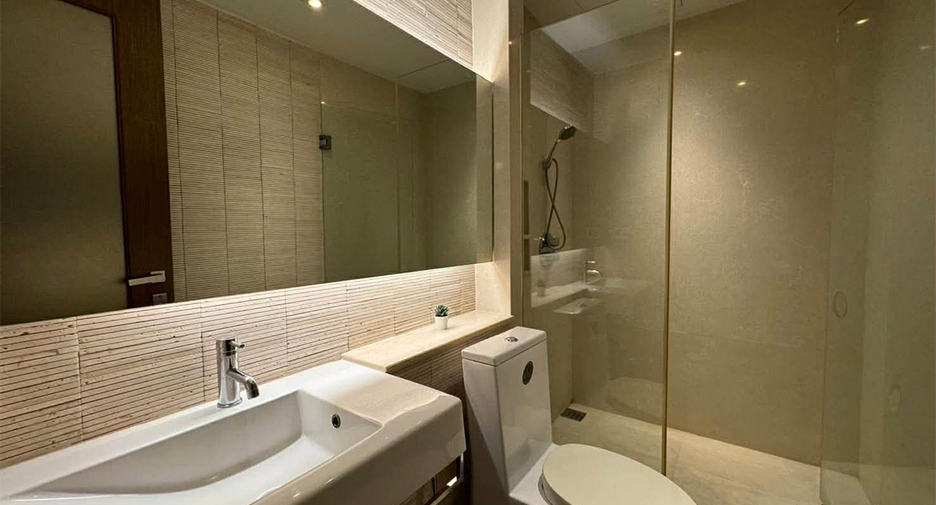 Condo en alquiler de 3 habitaciones en Khlong Toei, Bangkok