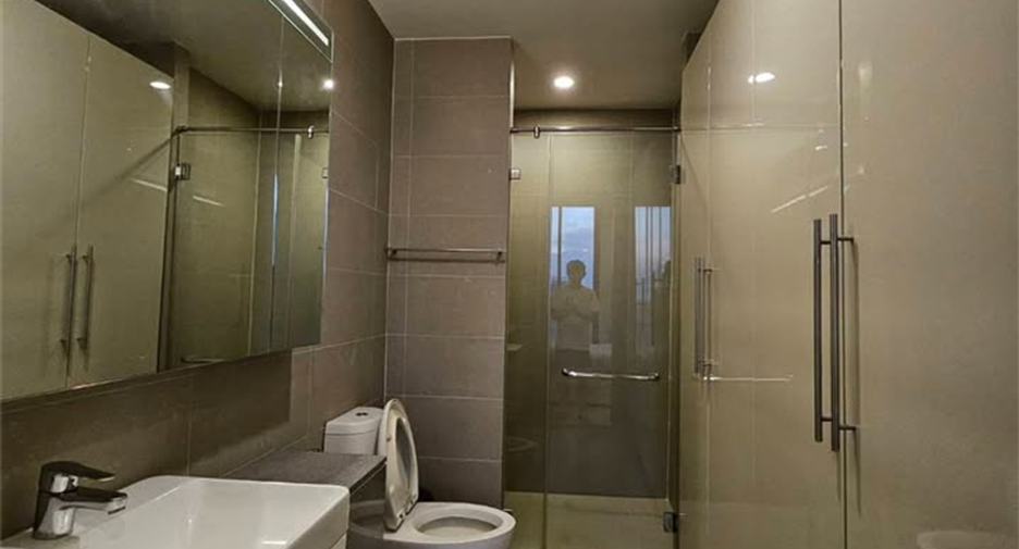 For rent 1 bed condo in Pathum Wan, Bangkok