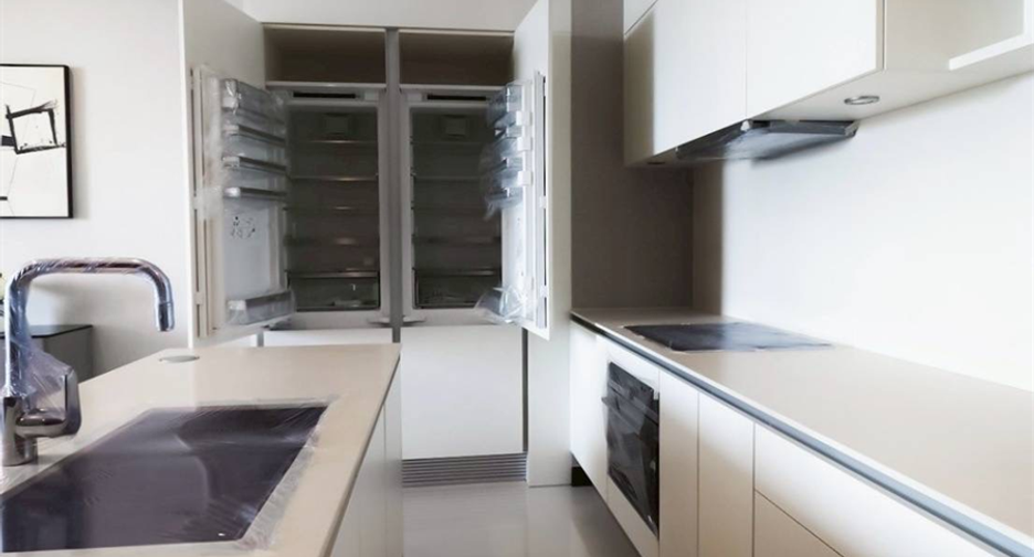 Condo en alquiler de 3 habitaciones en Khlong Toei, Bangkok