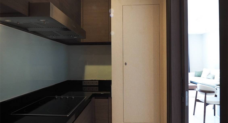 Condo en alquiler de 3 habitaciones en Khlong Toei, Bangkok