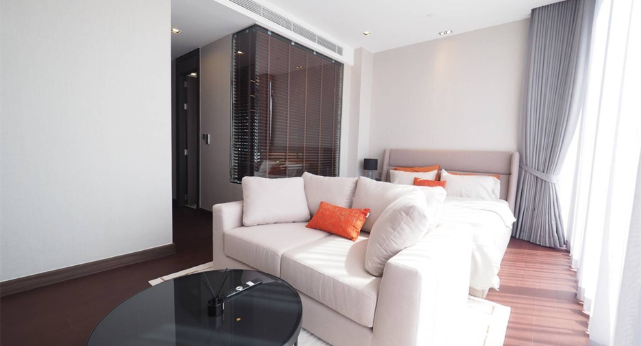 Condo en alquiler de 3 habitaciones en Khlong Toei, Bangkok