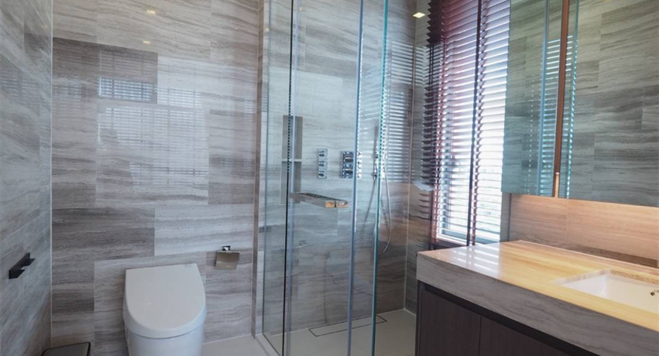 Condo en alquiler de 3 habitaciones en Khlong Toei, Bangkok