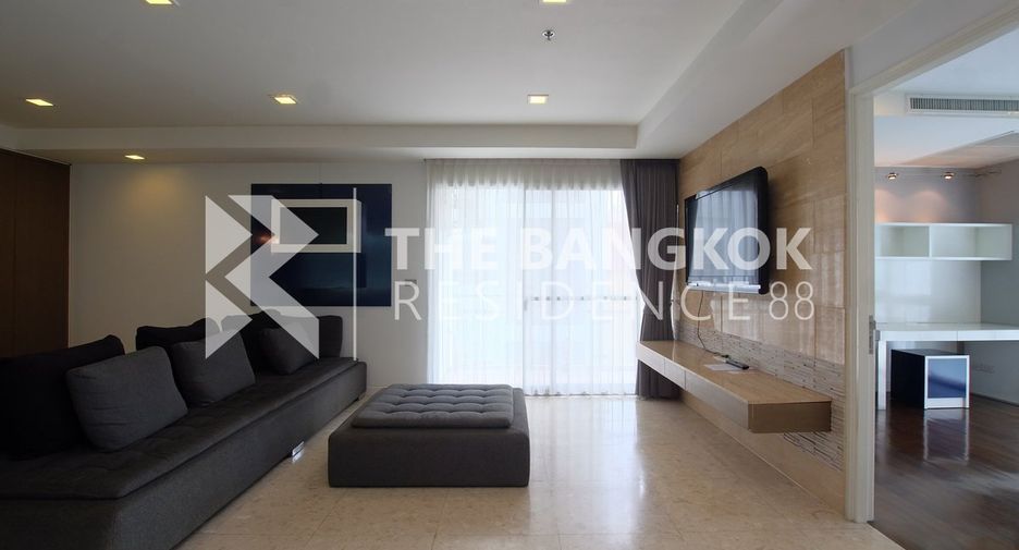 For rent 3 ベッドルーム condo in Khlong Toei, Bangkok