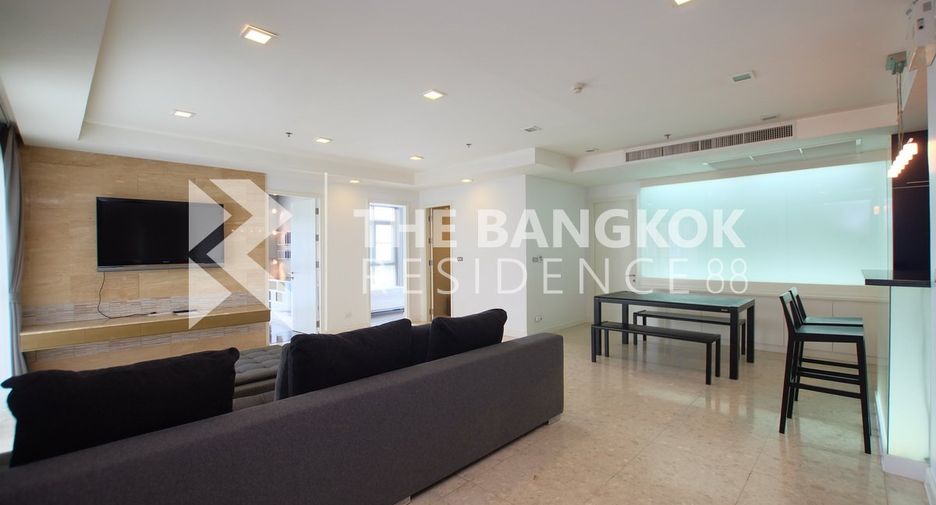 For rent 3 ベッドルーム condo in Khlong Toei, Bangkok