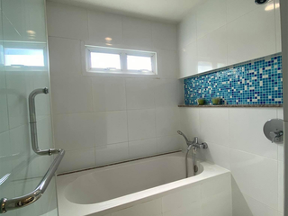 For rent 2 bedrooms condo in Phra Khanong, Bangkok