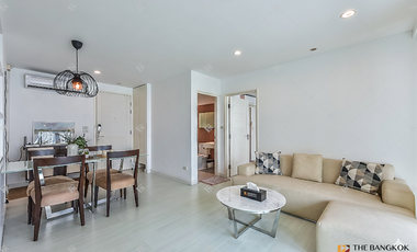 For rent 2 bedrooms condo in Khlong San, Bangkok