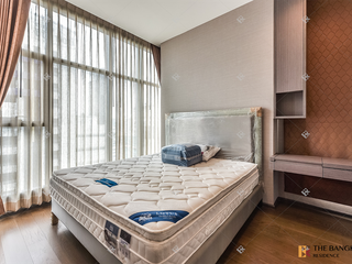 For rent 2 bedrooms condo in Sathon, Bangkok