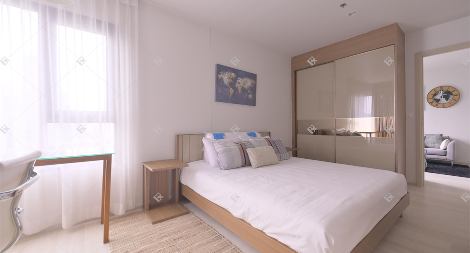 For rent 2 bedrooms condo in Pathum Wan, Bangkok