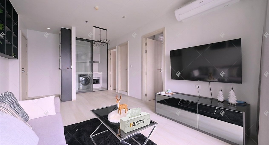 For rent 2 bedrooms condo in Pathum Wan, Bangkok