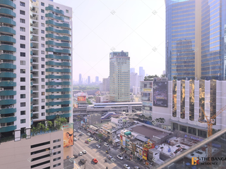 Condo en alquiler de 1 habitaciones en Khlong Toei, Bangkok