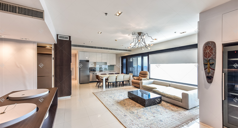 À louer 2 chambres condo à Sathon, Bangkok