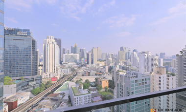 For rent 2 bedrooms condo in Khlong Toei, Bangkok