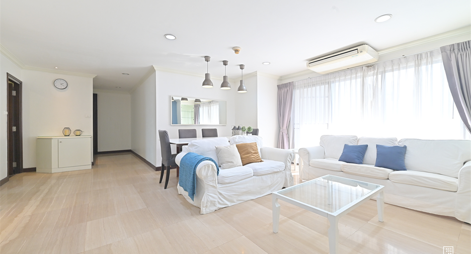 For rent 3 bedrooms condo in Watthana, Bangkok
