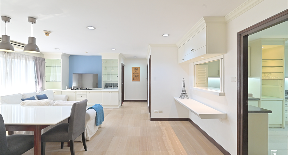 For rent 3 bedrooms condo in Watthana, Bangkok