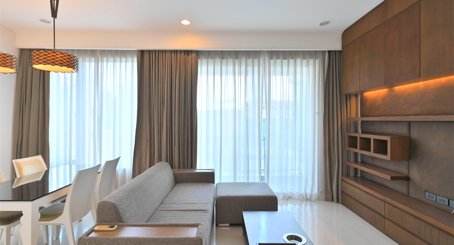 For rent 2 bedrooms condo in Pathum Wan, Bangkok