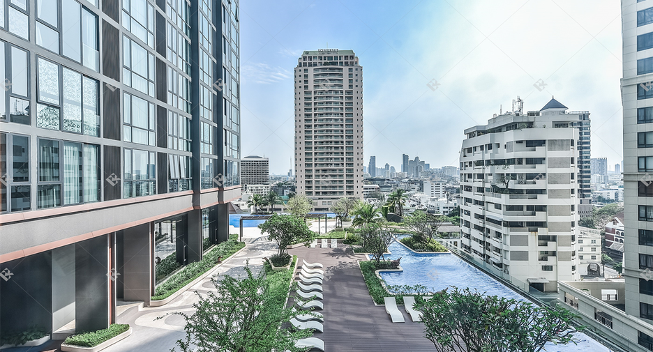 For rent 2 bedrooms condo in Sathon, Bangkok