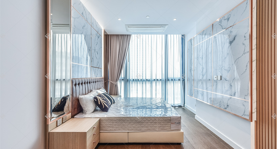 For rent 2 bedrooms condo in Sathon, Bangkok