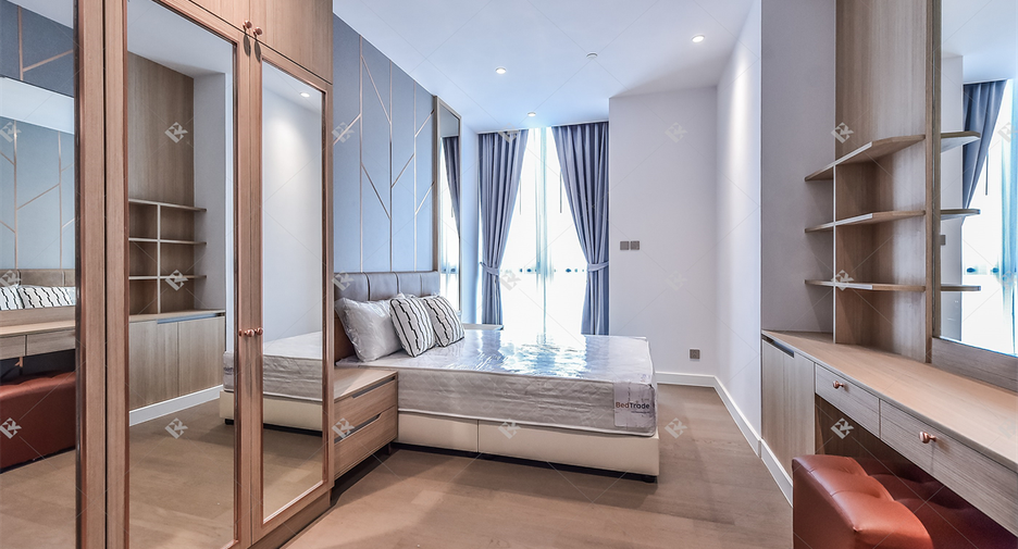 For rent 2 bedrooms condo in Sathon, Bangkok
