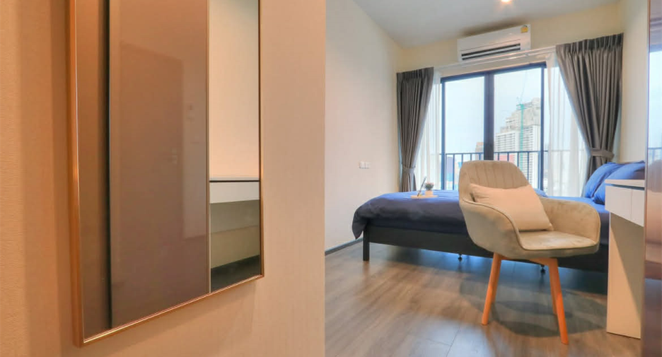 For rent 2 bedrooms condo in Khlong Toei, Bangkok