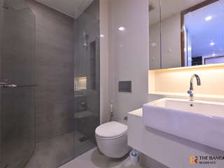 Condo en alquiler de 2 habitaciones en Khlong Toei, Bangkok