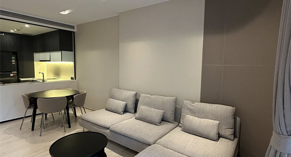 For rent 2 bedrooms condo in Khlong Toei, Bangkok