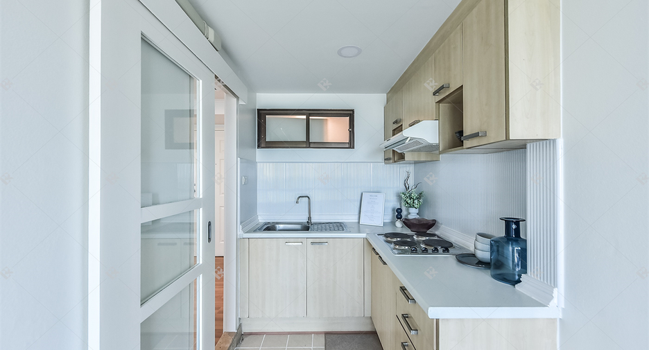 Condo en alquiler de 2 habitaciones en Yan Nawa, Bangkok