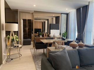 For rent 2 bedrooms condo in Pathum Wan, Bangkok