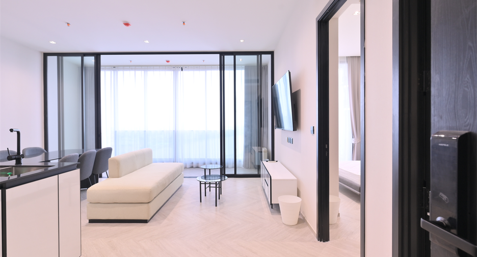 For rent 2 bedrooms condo in Khlong San, Bangkok