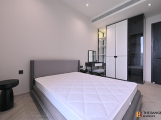 For rent 2 bedrooms condo in Khlong San, Bangkok