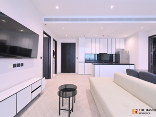 For rent 2 bedrooms condo in Khlong San, Bangkok