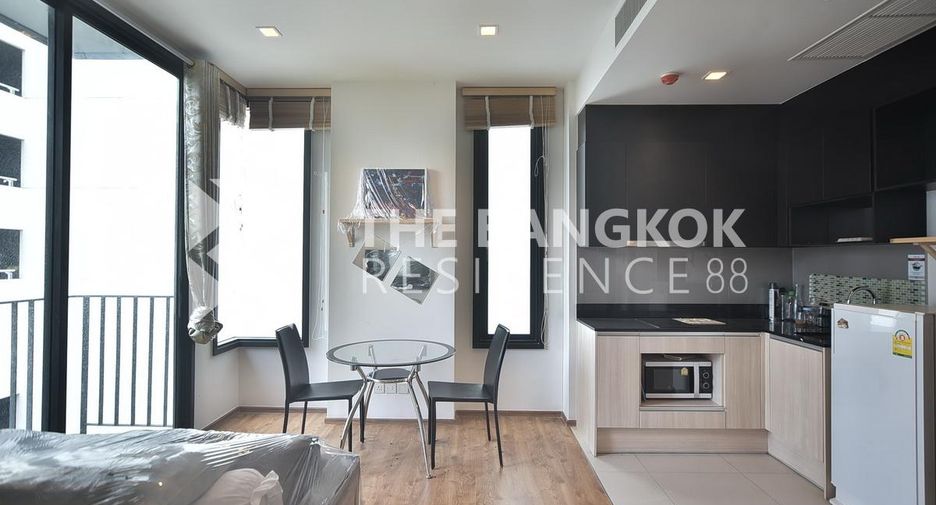 À louer 1 chambre condo à Khlong Toei, Bangkok
